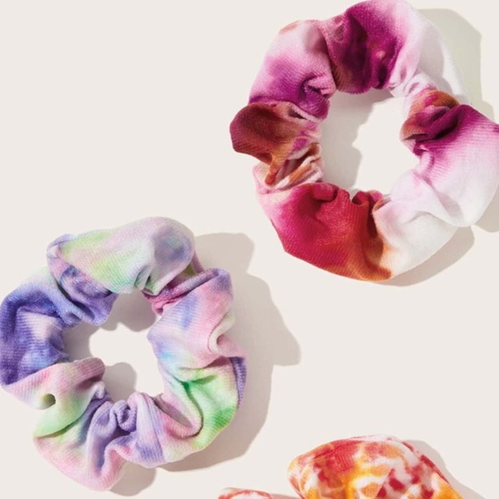 ✨HP✨NEW Tie Dye Scrunchies - Picture 3 of 4